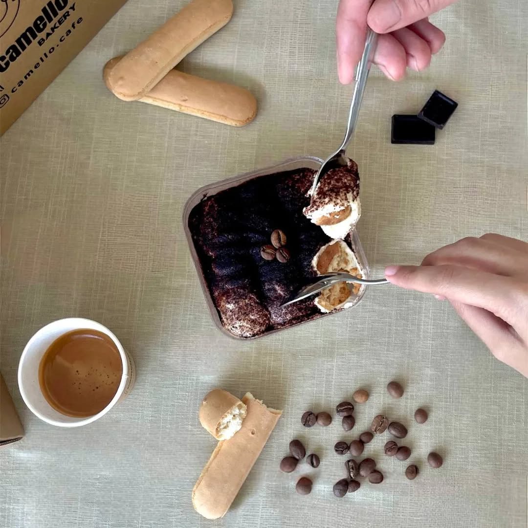 کافه بیکری کمل در میدان شهدا قشم